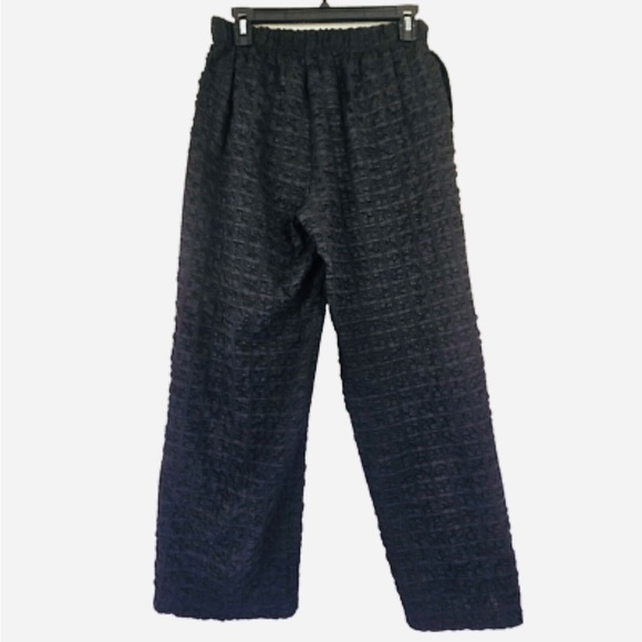 Zara Textured Charcoal Straight Leg Pants - Picture 2 of 3